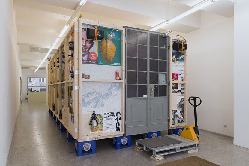 Hans Schabus, Cafe Hansi, 2015, installation view Autopsie mit Hubwagen, 2015, Kerstin Engholm Galerie, Vienna. Photo Stefan Lux. Courtesy the artist and Kerstin Engholm Galerie, Vienna