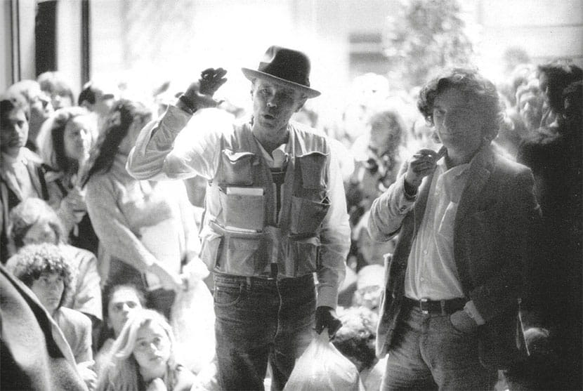 Joseph Beuys e Checco Zotti, 1981 Joseph Beuys e Checco Zotti, 1981